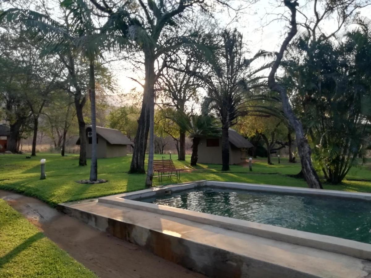 Villa Shumba Safari Bush Camp à Hoedspruit Extérieur photo