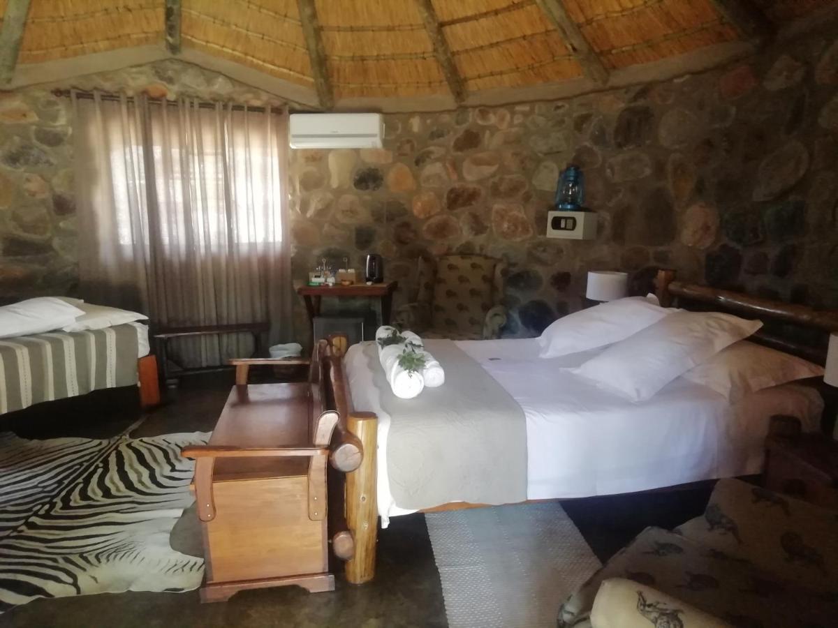 Villa Shumba Safari Bush Camp à Hoedspruit Extérieur photo