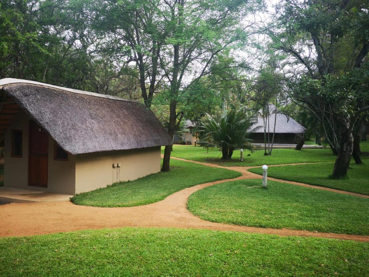 Villa Shumba Safari Bush Camp à Hoedspruit Extérieur photo