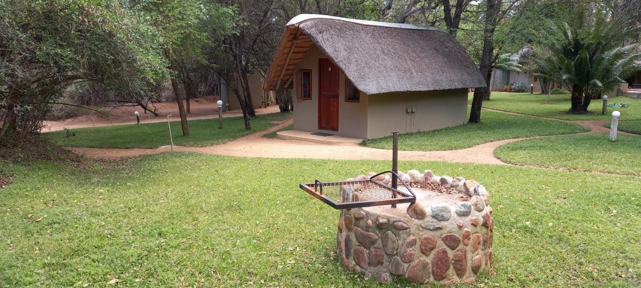 Villa Shumba Safari Bush Camp à Hoedspruit Extérieur photo